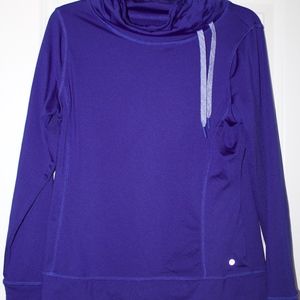 Athletic pullover